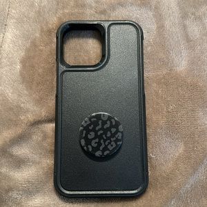 iPhone 13 max pro case with pop socket